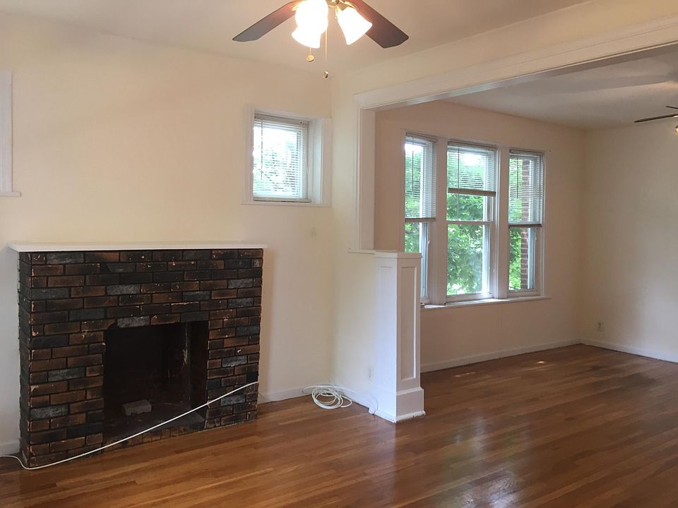 1st image of 2234 N Lawndale Ave #2