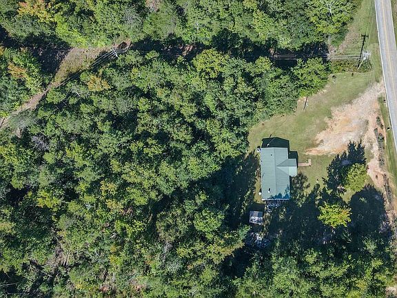 3rd image of 655 Peanut Rd