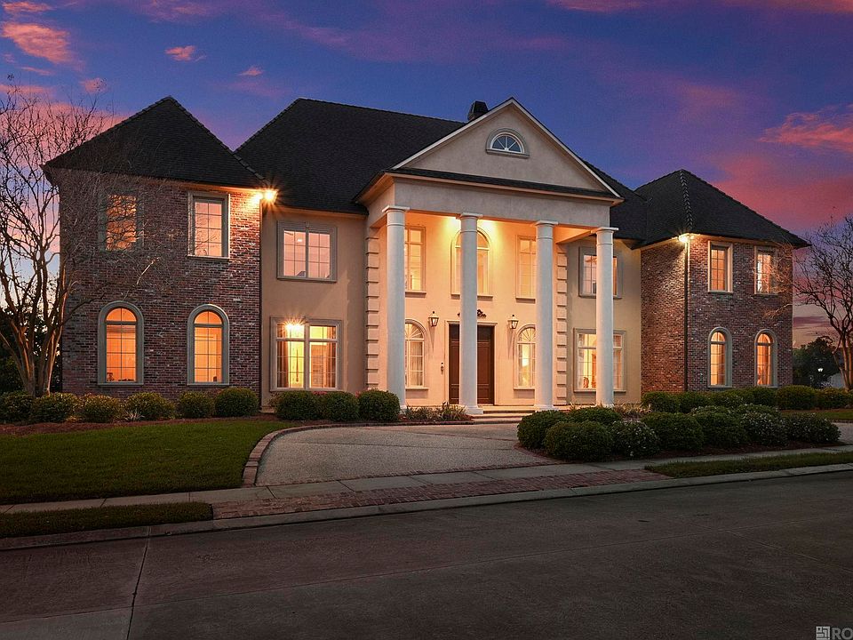 1st image of 2602 Cedar Lodge Dr
