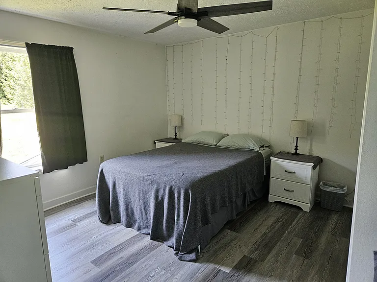 Delta Dr — Photo 22