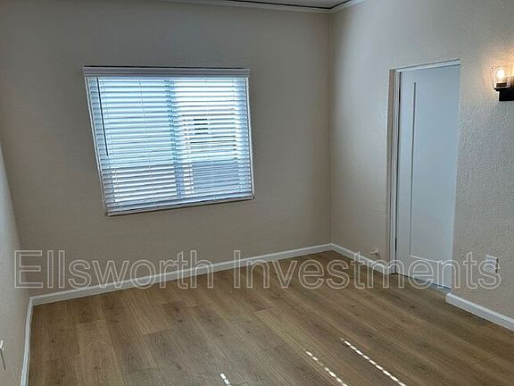 2nd image of 3527 Park Blvd