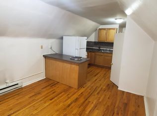 298 Stegman Pkwy #3, Jersey City, NJ 07305