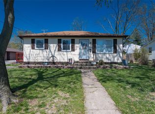 1115 7th St, Highland, IL