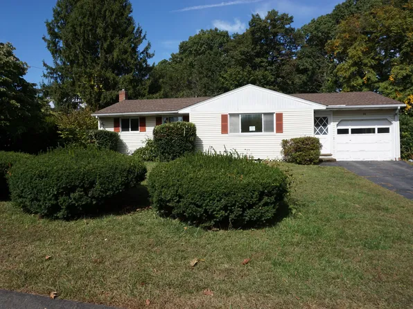 31 Rondy Lane, East Hartford, CT 06108