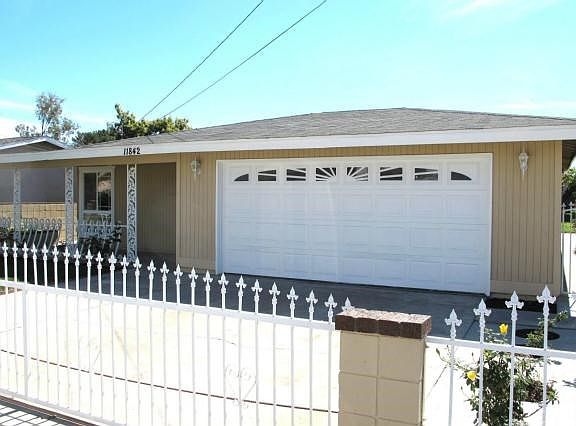 2nd image of 11842 162nd St