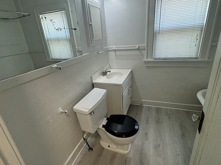 3542-3544 Homewood Ave #1 — Photo 6