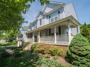 828 Santmyer Dr SE, Leesburg, VA 20175
