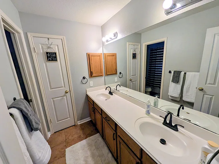 13507 Mount Olympus — Photo 23