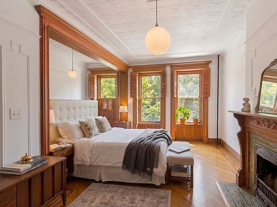 2nd image of 507 3rd St #2