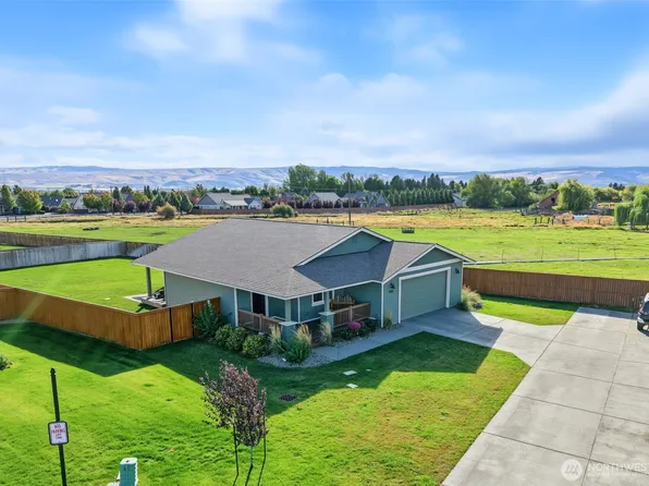 1102 E Twilight Ln, Ellensburg, WA 98926