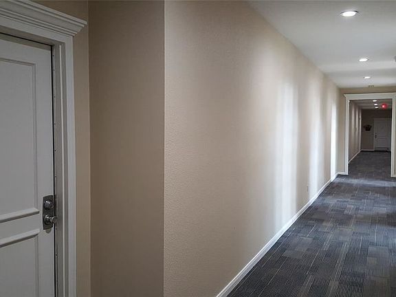 3rd image of 2400 N Braeswood Blvd APT 207
