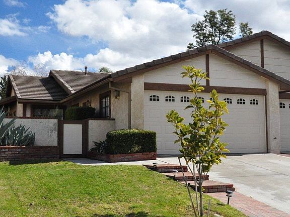 2nd image of 25912 Pueblo Dr