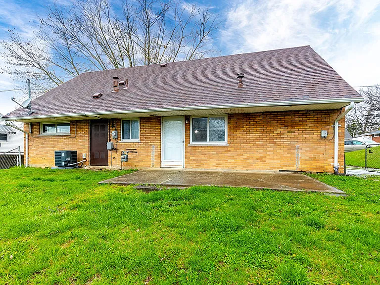 4918 Neptune Ln — Photo 31