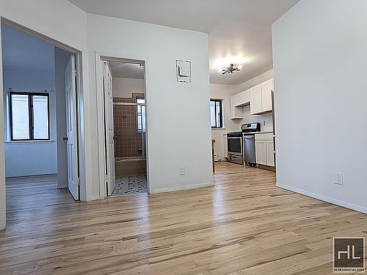 3rd image of 22-49 37th St #2R