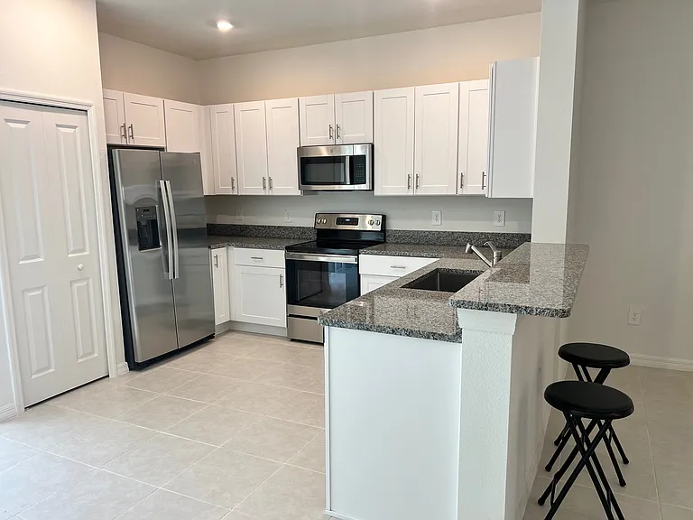 10292 Trumpet Honeysuckle Way — Photo 4