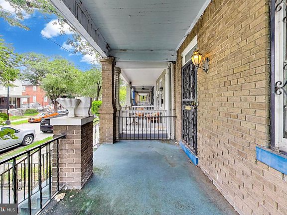 5th image of 1309 S St SE