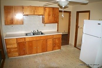 1st image of 437 W Fountain St