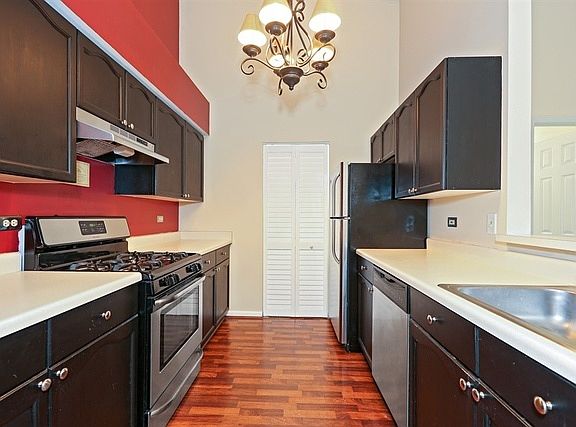 4th image of 748 N Gary Ave #5-205