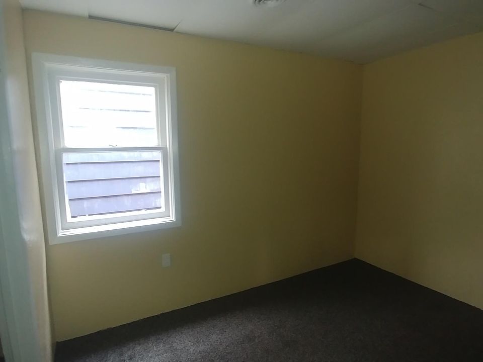 1st image of 29 Warren Ave