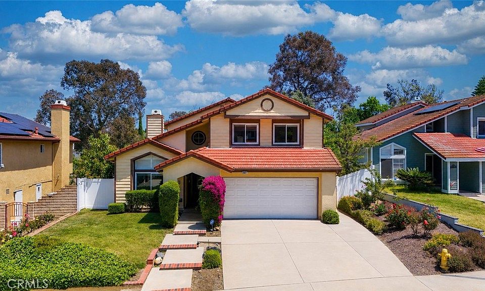 1st image of 15587 Quiet Oak Dr