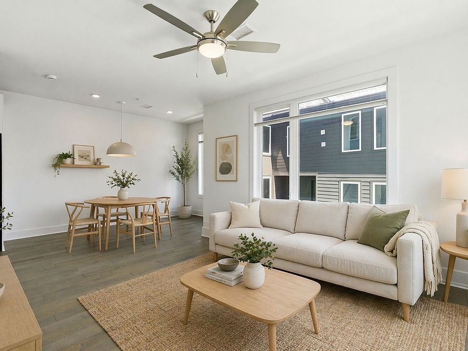 1st image of 1041 E Trinity Ln #216