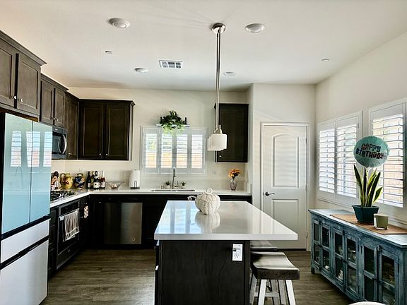 5th image of 26581 Wintersweet Ct #1