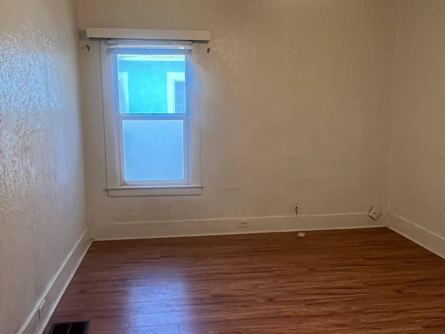 2 bed, 792 sqft, $1,800 — Photo 3