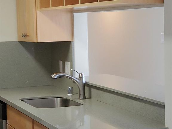 3rd image of 790 7th Ave APT 402