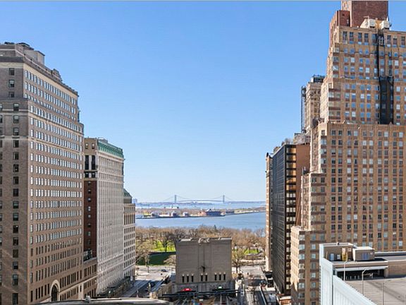 4th image of 88 Greenwich St APT 1411