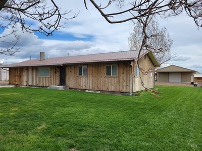 564 N 10th St, Vale, OR, 97918