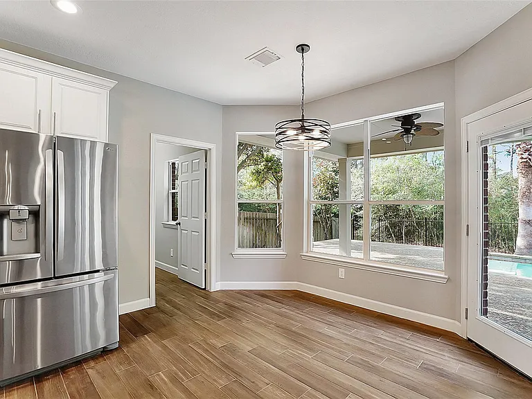 87 N Concord Valley Cir — Photo 24