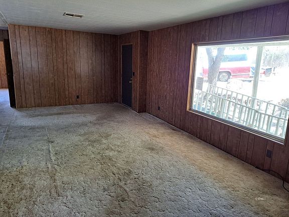 2nd image of 2319 Rembach Ave