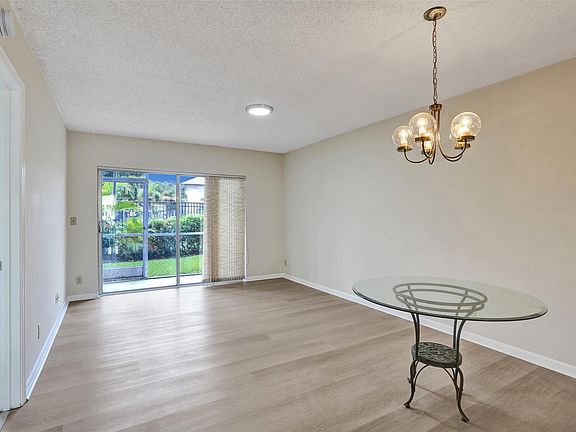 5th image of 5531 Lakeside Drive #103