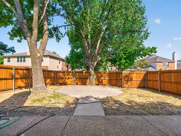 7008 Jasper Dr — Photo 32
