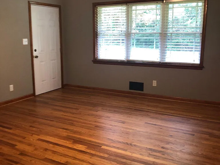 5861 Raleigh Rd — Photo 14