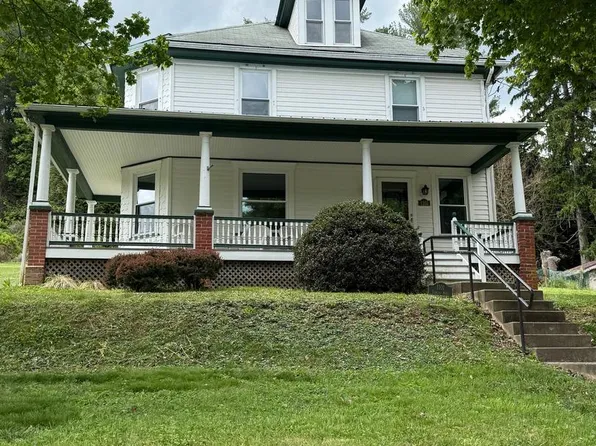 1101 Yorklyn Rd, Hockessin, DE 19707