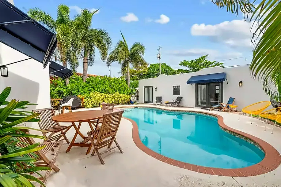 1 bed, $2,500 — Photo 1