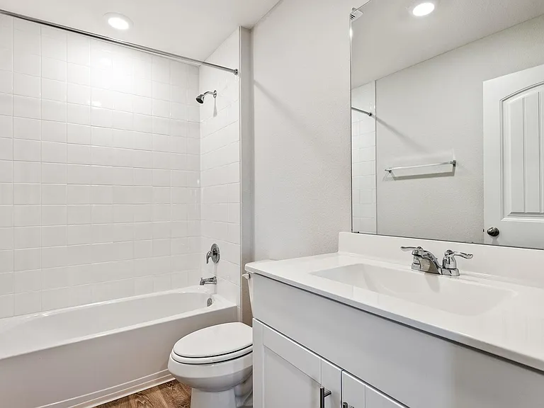 1702 Miller Ter — Photo 17