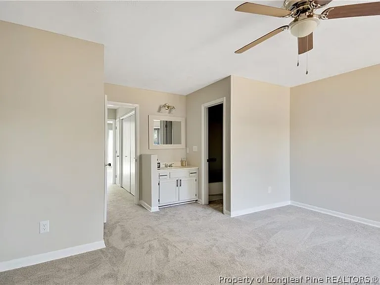 5940 Laguna Dr — Photo 28