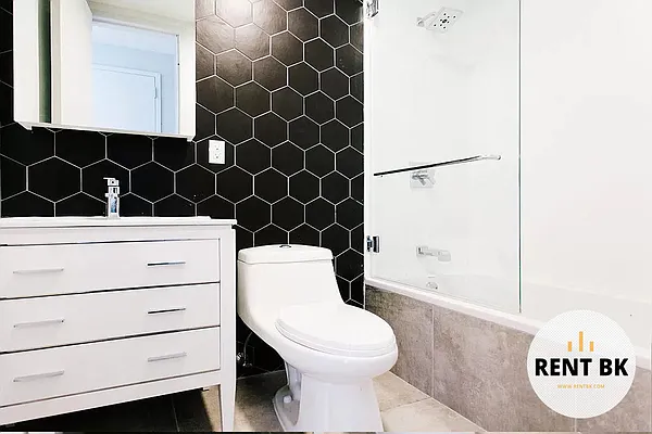 Rented by RENTBK LLC | media 8