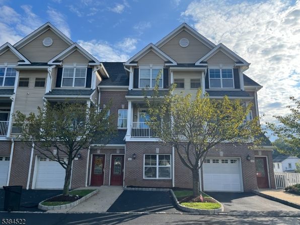 116 River Pl