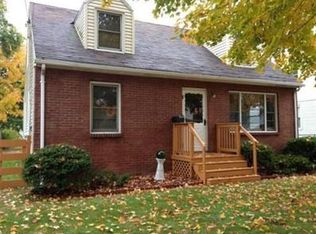 165 Ambrose St, Springfield, MA 01109