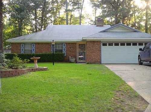 1st image of 215 Glendale Ln