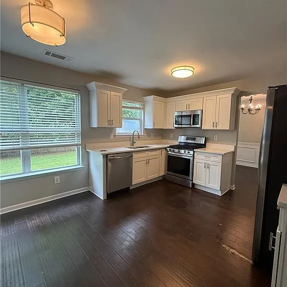 4171 Ash Tree St — Photo 2