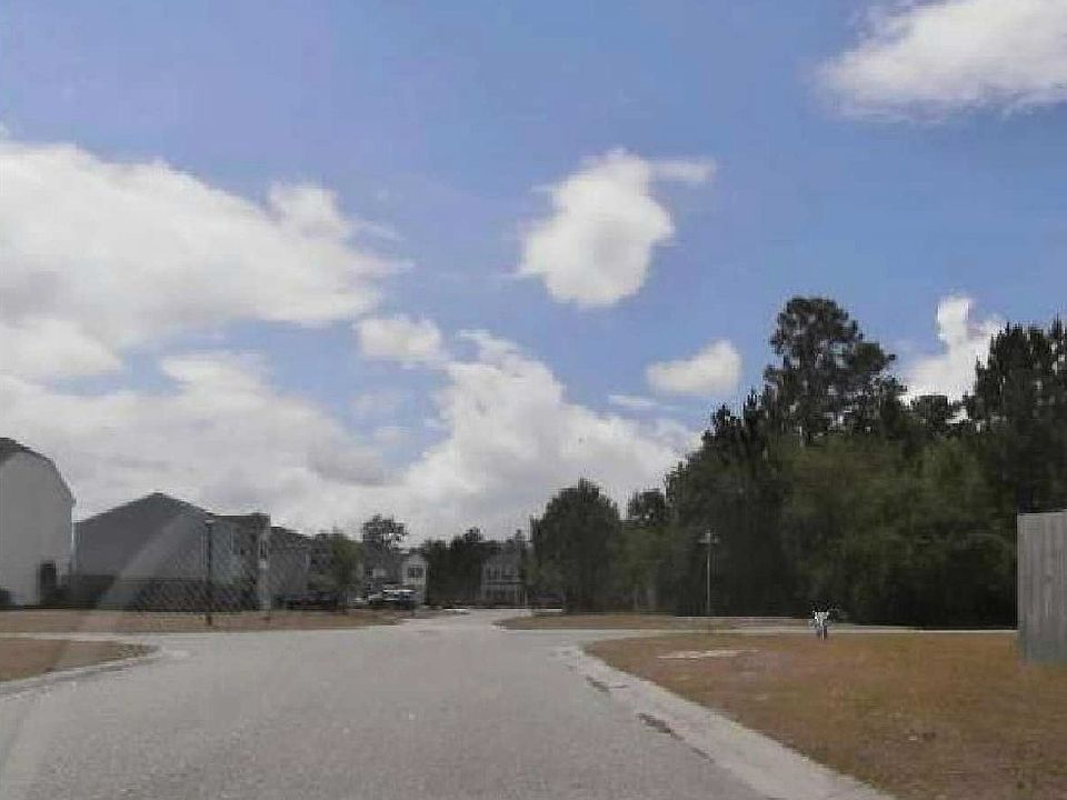 2nd image of 2181 Brookstone Dr SE