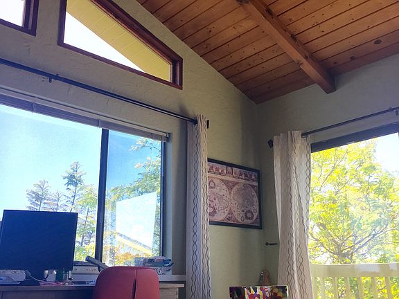 Bedroom #1/Office Upstairs