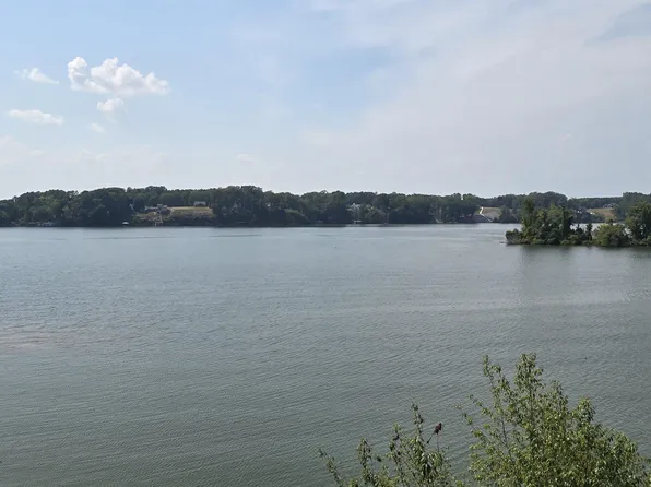 12100 Two Rivers Dr Unit Penthouse B1, Athens, AL 35611