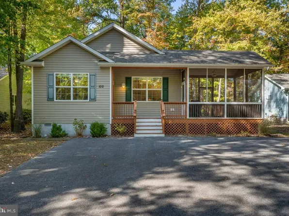 102 White Horse Dr, Ocean Pines, MD 21811