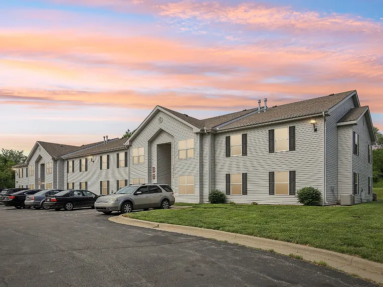 Prospector's Point Apartments — Photo 17