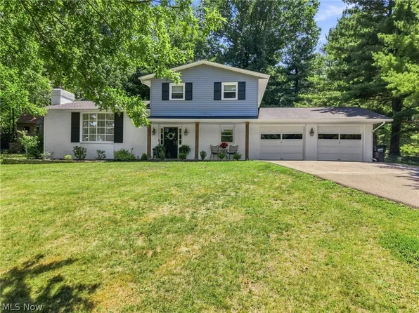1884 Spring Valley Ave NW, Canton, OH 44708